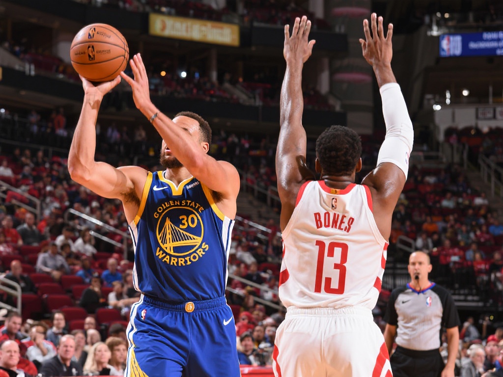 勇士与火箭的赛季表现：数据与实力的较量