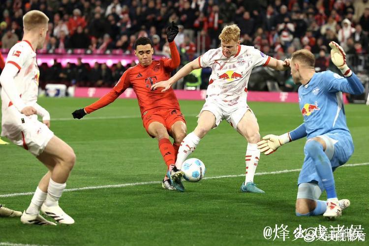 罗马诺：拜仁向基亚拉提供长约，力阻英超球队挖角