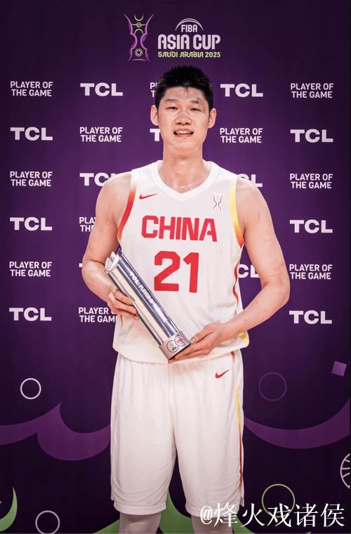 CBA第四周最佳球员揭晓：胡金秋与史密斯荣膺殊荣